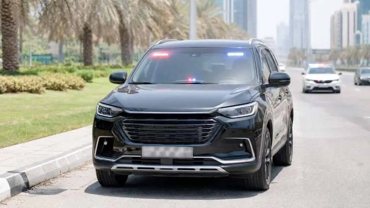 حبس متهمين بسبب تزويد مركبة بأنظمة طوارئ بدون ترخيص